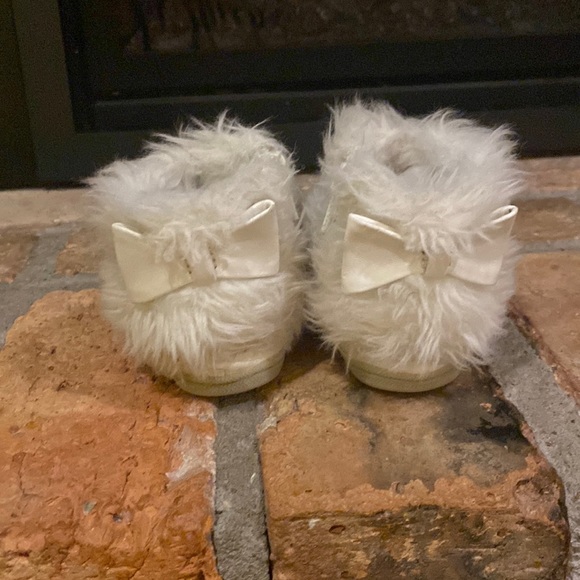 OshKosh B'gosh Shoes Oshkosh Baby Boots Size 3 Poshmark